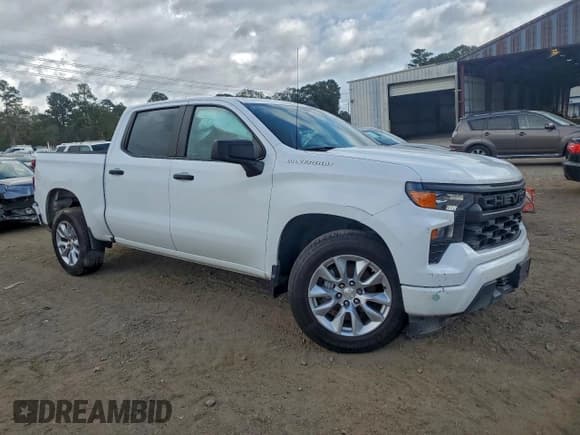 ✅ 2022 Chevrolet Silverado 1500 Custom • VIN: 3GCPABEK4NG605515 • Лот: 93919385. Опубликован ранее на Copart с пробегом 111 965 миль. Бесплатный доступ к архиву аукционных продаж из США и подробный отчёт об истории автомобиля на DreamBid. Изображение 4.