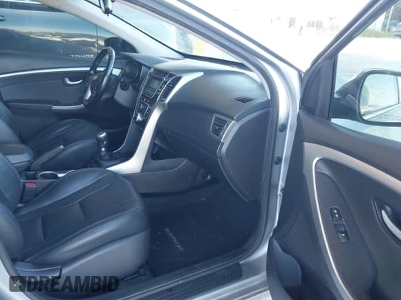 ✅ 2014 Hyundai Elantra • VIN: KMHD35LH0EU189204 • Lot: 43294568. Listed on IAAI with 121,570 mi. Free auction sales archive from the USA and detailed vehicle history report at DreamBid. Image 5.