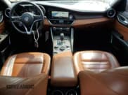 ✅ 2019 Alfa Romeo Giulia Ti Sport • VIN: ZARFAMBN9K7612494 • Lot: 67801195. Wystawiony na Copart z przebiegiem 72 611 mil. Bezpłatny archiwum sprzedaży aukcyjnych z USA i szczegółowy raport historii pojazdu na DreamBid. Zdjęcie 8.