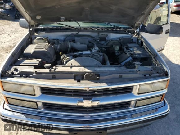 ✅ 1997 Chevrolet Silverado 1500 • VIN: 1GCEC19M1VE249751 • Lot: 81742924. Wystawiony na Copart z przebiegiem 115 267 mil. Bezpłatny archiwum sprzedaży aukcyjnych z USA i szczegółowy raport historii pojazdu na DreamBid. Zdjęcie 11.