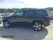 ✅ 2023 Jeep Grand Cherokee Limited • VIN: 1C4RJHBG3PC516665 • Lot: 43357909. Wystawiony na IAAI z przebiegiem 53 353 mil. Bezpłatny archiwum sprzedaży aukcyjnych z USA i szczegółowy raport historii pojazdu na DreamBid. Zdjęcie 15.