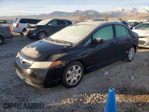 ✅ 2007 Honda Civic LX • VIN: 1HGFA16557L130107 • Лот: 52813445. Опубликован ранее на Copart с пробегом 162 018 миль. Бесплатный доступ к архиву аукционных продаж из США и подробный отчёт об истории автомобиля на DreamBid. Изображение 1.