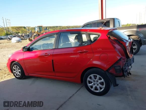 ✅ 2012 Hyundai Accent GS • VIN: KMHCT5AE2CU021453 • Lot: 43484851. Wystawiony na IAAI z przebiegiem 97 671 mil. Bezpłatny archiwum sprzedaży aukcyjnych z USA i szczegółowy raport historii pojazdu na DreamBid. Zdjęcie 15.