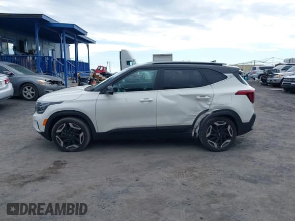 ✅ 2024 Kia Seltos SX • VIN: KNDETCA74R7507160 • Lot: 42652725. Listed on IAAI with 67,053 mi. Free auction sales archive from the USA and detailed vehicle history report at DreamBid. Image 14.