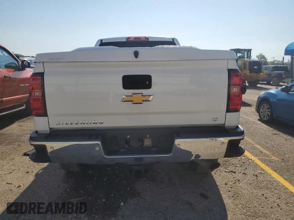 ✅ 2017 Chevrolet Silverado 2500HD LT • VIN: 1GC1KVEG8HF224384 • Lot: 68040335. Wystawiony na Copart z przebiegiem 139 618 mil. Bezpłatny archiwum sprzedaży aukcyjnych z USA i szczegółowy raport historii pojazdu na DreamBid. Zdjęcie 6.