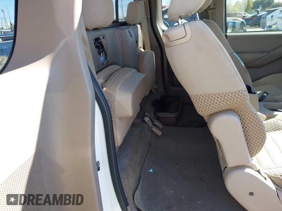 ✅ 2012 Nissan Frontier SV • VIN: 1N6AD0CU4CC422750 • Лот: 43895684. Опубликован ранее на IAAI с пробегом 117 665 миль. Бесплатный доступ к архиву аукционных продаж из США и подробный отчёт об истории автомобиля на DreamBid. Изображение 8.