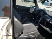 ✅ 2004 MINI Hardtop S • VIN: WMWRE33414TD89163 • Lot: 66613295. Listed on Copart with 91,388 mi. Free auction sales archive from the USA and detailed vehicle history report at DreamBid. Image 10.