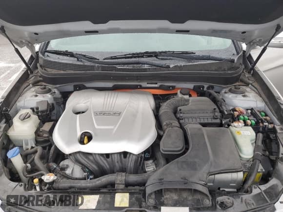 ✅ 2012 Hyundai Sonata Hybrid • VIN: KMHEC4A40CA030499 • Lot: 59590825. Listed on Copart with 125,184 mi. Free auction sales archive from the USA and detailed vehicle history report at DreamBid. Image 11.