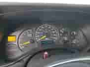 ✅ 2000 Chevrolet Silverado 1500 LT • VIN: 2GCEK19T9Y1375842 • Lot: 64787384. Wystawiony na Copart z przebiegiem 242 729 mil mil. Skorzystaj z bezpłatnego archiwum sprzedaży aukcyjnych z USA i zobacz szczegółowy raport historii pojazdu na DreamBid. Zdjęcie 9.