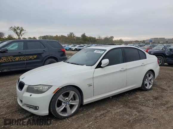 2011 BMW 3 Series 335i xDrive с VIN WBAPL5C53BA919852, выставлен на аукционе Copart как лот 90932905 с пробегом 153 467 миль миль и Чистый • Clean title. История ставок и продаж доступна на DreamBid. Изображение 1.