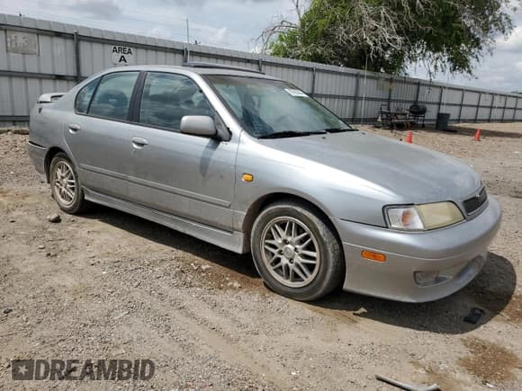 ✅ 1999 Infiniti G20 • VIN: JNKCP11A8XT015021 • Лот: 67966844. Опубликован ранее на Copart с пробегом 268 922 миль. Бесплатный доступ к архиву аукционных продаж из США и подробный отчёт об истории автомобиля на DreamBid. Изображение 4.