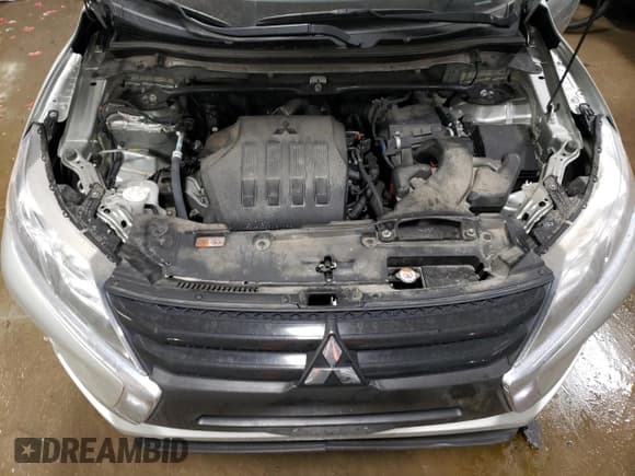 ✅ 2020 Mitsubishi Eclipse Cross LE • VIN: JA4AS4AA1LZ037727 • Лот: 44643975. Опубликован ранее на Copart с пробегом 81 877 миль. Бесплатный доступ к архиву аукционных продаж из США и подробный отчёт об истории автомобиля на DreamBid. Изображение 11.