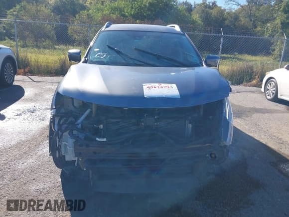 ✅ 2018 Nissan Rogue S • VIN: JN8AT2MT8JW462031 • Lot: 43613795. Listed on IAAI with 70,960 mi. Free auction sales archive from the USA and detailed vehicle history report at DreamBid. Image 13.