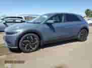 2022 Hyundai Ioniq 5 SEL z VIN KM8KN4AE4NU068714, wystawiony jako Copart lot #49260454 z przebiegiem 26 557 mil mil oraz . Historia ofert i sprzedaży dostępna na DreamBid. Obrazek 1.