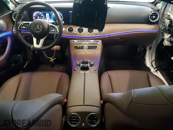 ✅ 2020 Mercedes-Benz E 350 • VIN: WDDZF8EBXLA707075 • Lot: 62588235. Listed on Copart with 13,346 mi. Free auction sales archive from the USA and detailed vehicle history report at DreamBid. Image 8.