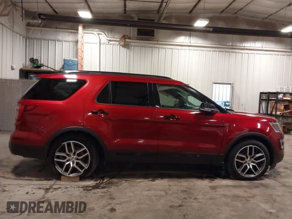 ✅ 2016 Ford Explorer Sport • VIN: 1FM5K8GT5GGD18952 • Лот: 42354071. Опубликован ранее на IAAI с пробегом 95 851 миль. Бесплатный доступ к архиву аукционных продаж из США и подробный отчёт об истории автомобиля на DreamBid. Изображение 13.