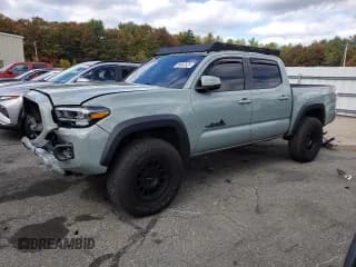 ✅ 2022 Toyota Tacoma TRD Sport • VIN: 3TYCZ5AN2NT053124 • Lot: 86697625. Listed on Copart with 43,502 mi. Free auction sales archive from the USA and detailed vehicle history report at DreamBid. Image 1.
