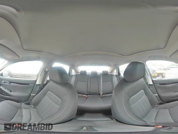 ✅ 2024 Honda Civic EX • VIN: 2HGFE1F77RH302143 • Лот: 82437765. Опубликован ранее на Copart с пробегом Не указан. Бесплатный доступ к архиву аукционных продаж из США и подробный отчёт об истории автомобиля на DreamBid. Изображение 14.