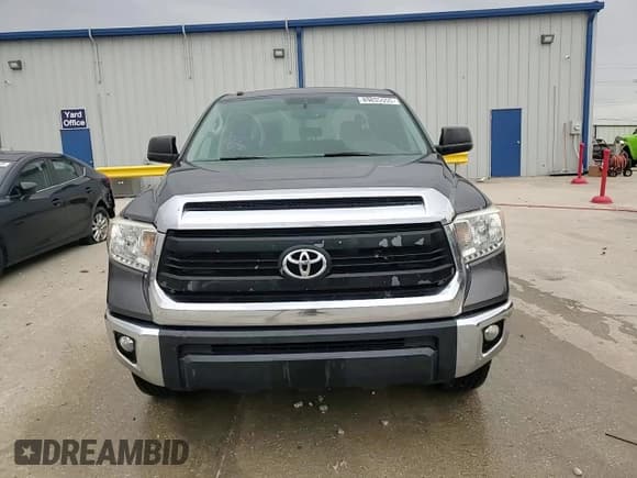 ✅ 2016 Toyota Tundra SR5 • VIN: 5TFEM5F12GX104112 • Лот: 89835555. Опубликован ранее на Copart с пробегом 114 978 миль. Бесплатный доступ к архиву аукционных продаж из США и подробный отчёт об истории автомобиля на DreamBid. Изображение 14.