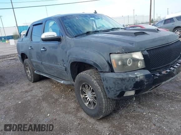 ✅ 2007 Chevrolet Avalanche LTZ • VIN: 3GNFK12357G286474 • Лот: 42110263. Опубликован ранее на IAAI с пробегом 282 901 миль. Бесплатный доступ к архиву аукционных продаж из США и подробный отчёт об истории автомобиля на DreamBid. Изображение 1.