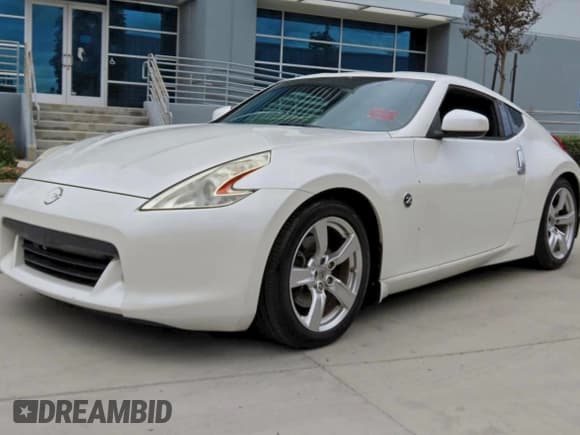 ✅ 2011 Nissan 370Z Touring • VIN: JN1AZ4EH8BM555146 • Лот: 94314105. Опубликован ранее на Copart с пробегом 37 444 миль. Бесплатный доступ к архиву аукционных продаж из США и подробный отчёт об истории автомобиля на DreamBid. Изображение 2.