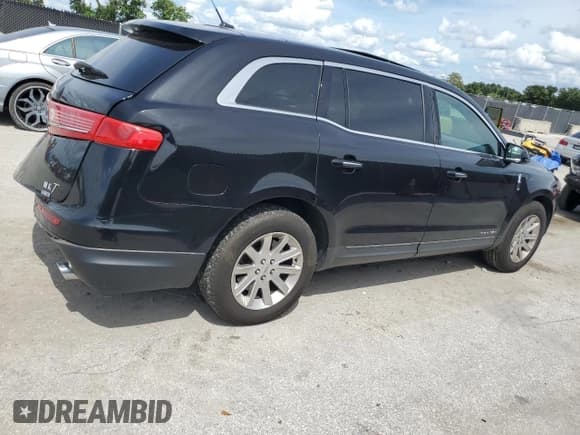 ✅ 2019 Lincoln MKT • VIN: 2LMHJ5NK8KBL01284 • Лот: 83770485. Опубликован ранее на Copart с пробегом 48 493 миль. Бесплатный доступ к архиву аукционных продаж из США и подробный отчёт об истории автомобиля на DreamBid. Изображение 3.