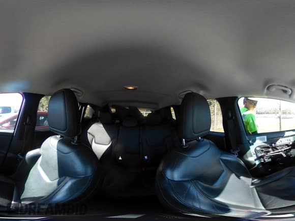 ✅ 2017 Jeep Renegade Limited • VIN: ZACCJBDB1HPE97454 • Лот: 43512008. Опубликован ранее на IAAI с пробегом 160 736 миль. Бесплатный доступ к архиву аукционных продаж из США и подробный отчёт об истории автомобиля на DreamBid. Изображение 18.