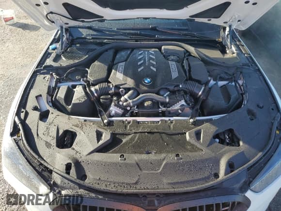 ✅ 2024 BMW 8 Series M850i • VIN: WBAGV8C06RCR92096 • Lot: 75088224. Listed on Copart with Not provided. Free auction sales archive from the USA and detailed vehicle history report at DreamBid. Image 11.
