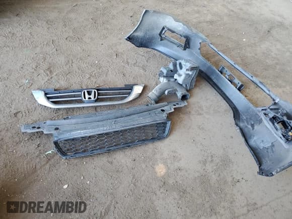 ✅ 2015 Honda Accord EX-L • VIN: 1HGCR2F89FA070340 • Lot: 93755275. Listed on Copart with 173,533 mi. Free auction sales archive from the USA and detailed vehicle history report at DreamBid. Image 12.