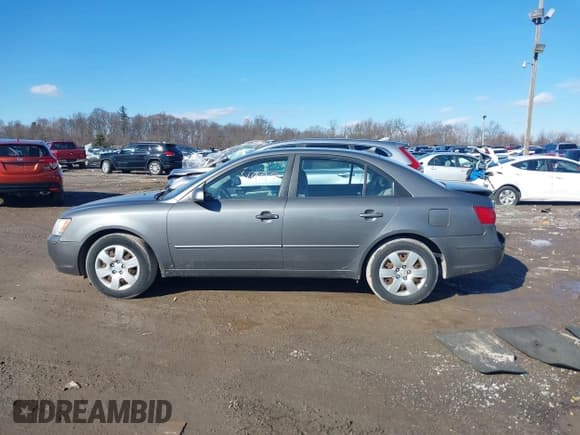 ✅ 2010 Hyundai Sonata GLS • VIN: 5NPET4AC9AH603269 • Лот: 41584997. Опубликован ранее на IAAI с пробегом 156 190 миль. Бесплатный доступ к архиву аукционных продаж из США и подробный отчёт об истории автомобиля на DreamBid. Изображение 14.