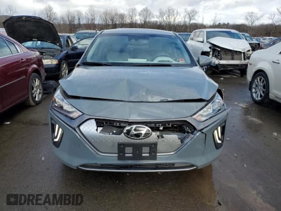 ✅ 2020 Hyundai Ioniq SE • VIN: KMHC75LJ1LU068701 • Lot: 82226724. Wystawiony na Copart z przebiegiem 34 317 mil. Bezpłatny archiwum sprzedaży aukcyjnych z USA i szczegółowy raport historii pojazdu na DreamBid. Zdjęcie 5.