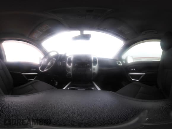 ✅ 2017 Nissan Titan SV • VIN: 1N6AA1C50HN562801 • Lot: 42702143. Wystawiony na IAAI z przebiegiem 90 233 mil. Bezpłatny archiwum sprzedaży aukcyjnych z USA i szczegółowy raport historii pojazdu na DreamBid. Zdjęcie 18.