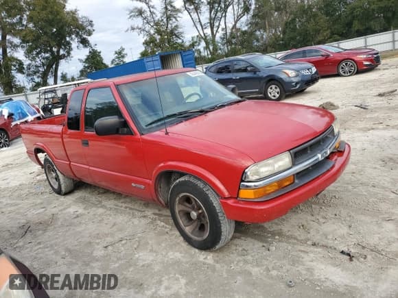 ✅ 2000 Chevrolet S-10 LS Xtreme • VIN: 1GCCS19W4Y8115735 • Лот: 42446525. Опубликован ранее на Copart с пробегом 169 523 миль. Бесплатный доступ к архиву аукционных продаж из США и подробный отчёт об истории автомобиля на DreamBid. Изображение 4.