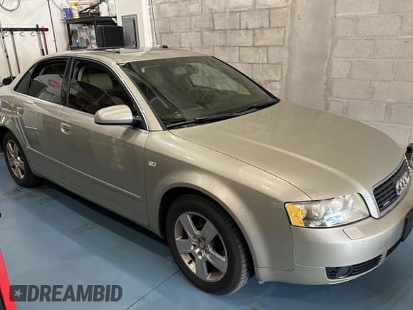 ✅ 2004 Audi A4 3.0L • VIN: WAULT68E84A134954 • Лот: 73234824. Опубликован ранее на Copart с пробегом 107 934 миль. Бесплатный доступ к архиву аукционных продаж из США и подробный отчёт об истории автомобиля на DreamBid. Изображение 1.