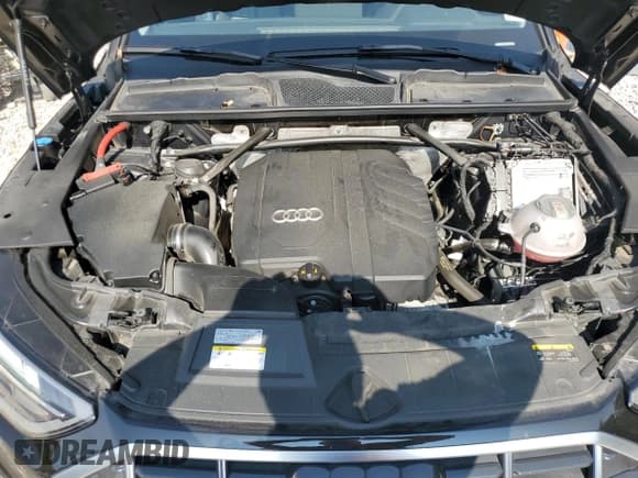 ✅ 2023 Audi Q5 Premium • VIN: WA1ABAFY2P2047377 • Lot: 80031095. Wystawiony na Copart z przebiegiem 42 431 mil. Bezpłatny archiwum sprzedaży aukcyjnych z USA i szczegółowy raport historii pojazdu na DreamBid. Zdjęcie 12.