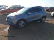 ✅ 2019 Buick Encore Preferred • VIN: KL4CJASB9KB733499 • Lot: 43218088. Wystawiony na IAAI z przebiegiem 72 429 mil. Bezpłatny archiwum sprzedaży aukcyjnych z USA i szczegółowy raport historii pojazdu na DreamBid. Zdjęcie 2.