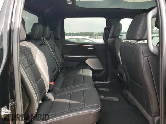 ✅ 2025 GMC Sierra 1500 • VIN: 1GT40LEL9SU403489 • Лот: 86680005. Опубликован ранее на Copart с пробегом 1 457 миль. Бесплатный доступ к архиву аукционных продаж из США и подробный отчёт об истории автомобиля на DreamBid. Изображение 10.