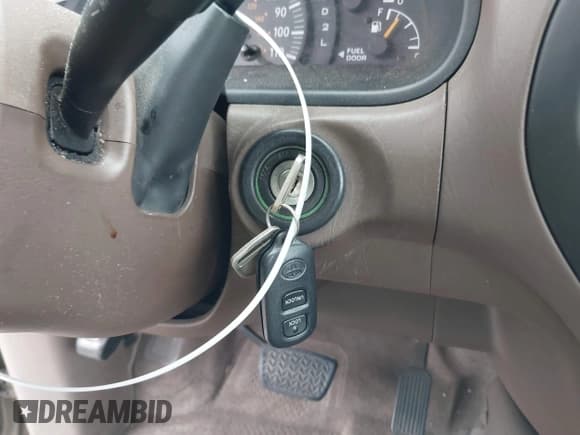 ✅ 2004 Toyota Tundra SR5 • VIN: 5TBET34114S455100 • Лот: 42298714. Опубликован ранее на IAAI с пробегом 248 278 миль. Бесплатный доступ к архиву аукционных продаж из США и подробный отчёт об истории автомобиля на DreamBid. Изображение 11.