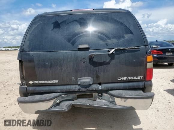 ✅ 2005 Chevrolet Suburban LT • VIN: 3GNEC16Z95G257855 • Лот: 61812335. Опубликован ранее на Copart с пробегом 188 511 миль. Бесплатный доступ к архиву аукционных продаж из США и подробный отчёт об истории автомобиля на DreamBid. Изображение 6.