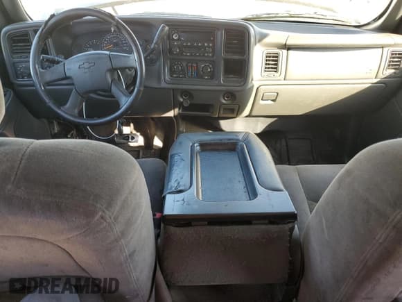 ✅ 2006 Chevrolet Silverado 1500 LT1 • VIN: 1GCEC19T26Z186189 • Лот: 78076444. Опубликован ранее на Copart с пробегом 249 132 миль. Бесплатный доступ к архиву аукционных продаж из США и подробный отчёт об истории автомобиля на DreamBid. Изображение 8.