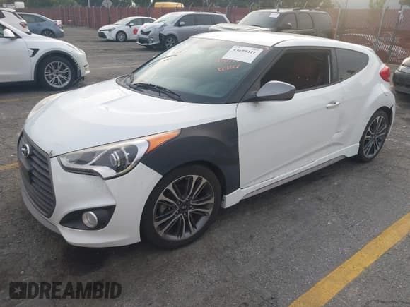 ✅ 2016 Hyundai Veloster Turbo • VIN: KMHTC6AE5GU289375 • Lot: 43699411. Wystawiony na IAAI z przebiegiem 114 395 mil. Bezpłatny archiwum sprzedaży aukcyjnych z USA i szczegółowy raport historii pojazdu na DreamBid. Zdjęcie 2.