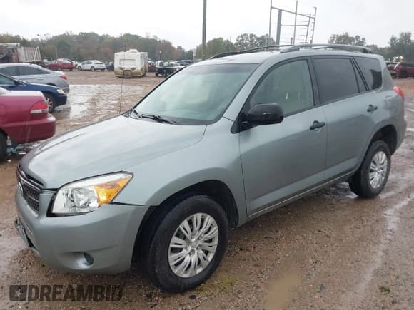 ✅ 2008 Toyota RAV4 • VIN: JTMZD33V885085138 • Лот: 43499885. Опубликован ранее на IAAI с пробегом 193 766 миль. Бесплатный доступ к архиву аукционных продаж из США и подробный отчёт об истории автомобиля на DreamBid. Изображение 2.