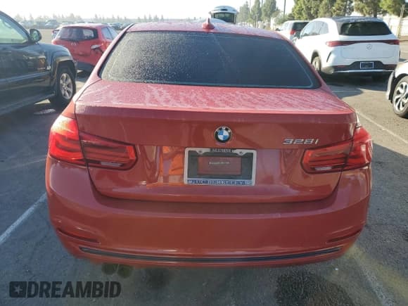 ✅ 2016 BMW 3 Series 328i • VIN: WBA8E9G55GNT85026 • Lot: 91312445. Listed on Copart with 128,965 mi. Free auction sales archive from the USA and detailed vehicle history report at DreamBid. Image 6.