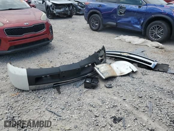 ✅ 2011 Chevrolet Silverado 1500 Work Truck • VIN: 1GCRKPEA8BZ460730 • Lot: 66801275. Listed on Copart with 341,248 mi. Free auction sales archive from the USA and detailed vehicle history report at DreamBid. Image 12.