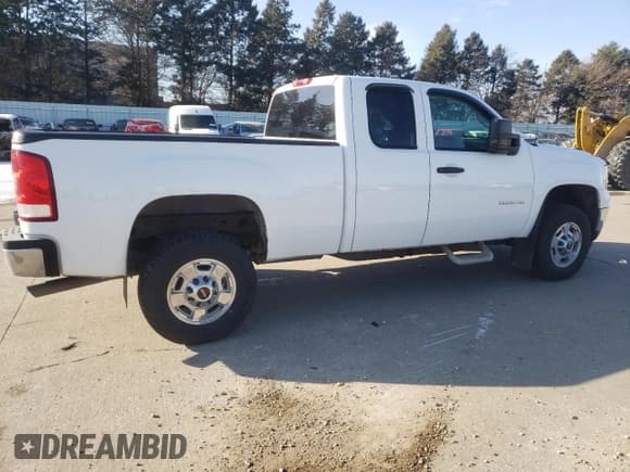 ✅ 2011 GMC Sierra 2500HD SLT • VIN: 1GT22ZEG8BZ431424 • Лот: 88885775. Опубликован ранее на Copart с пробегом 111 576 миль. Бесплатный доступ к архиву аукционных продаж из США и подробный отчёт об истории автомобиля на DreamBid. Изображение 3.