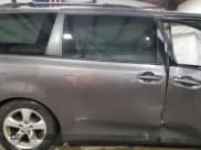 ✅ 2013 Toyota Sienna LE AAS • VIN: 5TDKK3DC7DS320721 • Lot: 90609215. Listed on Copart with Not provided. Free auction sales archive from the USA and detailed vehicle history report at DreamBid. Image 11.