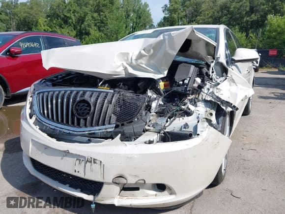 ✅ 2016 Buick Verano Group • VIN: 1G4PS5SK4G4172471 • Lot: 42697123. Wystawiony na IAAI z przebiegiem 83 475 mil. Bezpłatny archiwum sprzedaży aukcyjnych z USA i szczegółowy raport historii pojazdu na DreamBid. Zdjęcie 6.