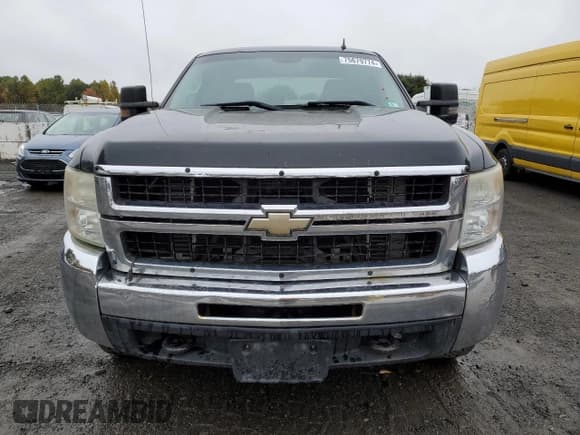 ✅ 2009 Chevrolet Silverado 2500HD LT • VIN: 1GCHK53609F172081 • Lot: 75679774. Wystawiony na Copart z przebiegiem 234 163 mil. Bezpłatny archiwum sprzedaży aukcyjnych z USA i szczegółowy raport historii pojazdu na DreamBid. Zdjęcie 5.