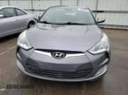 ✅ 2017 Hyundai Veloster • VIN: KMHTC6ADXHU305904 • Lot: 44067345. Wystawiony na Copart z przebiegiem 97 816 mil. Bezpłatny archiwum sprzedaży aukcyjnych z USA i szczegółowy raport historii pojazdu na DreamBid. Zdjęcie 5.