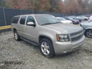✅ 2007 Chevrolet Suburban LT • VIN: 1GNFK163X7J347732 • Lot: 78811884. Wystawiony na Copart z przebiegiem 260 651 mil. Bezpłatny archiwum sprzedaży aukcyjnych z USA i szczegółowy raport historii pojazdu na DreamBid. Zdjęcie 4.